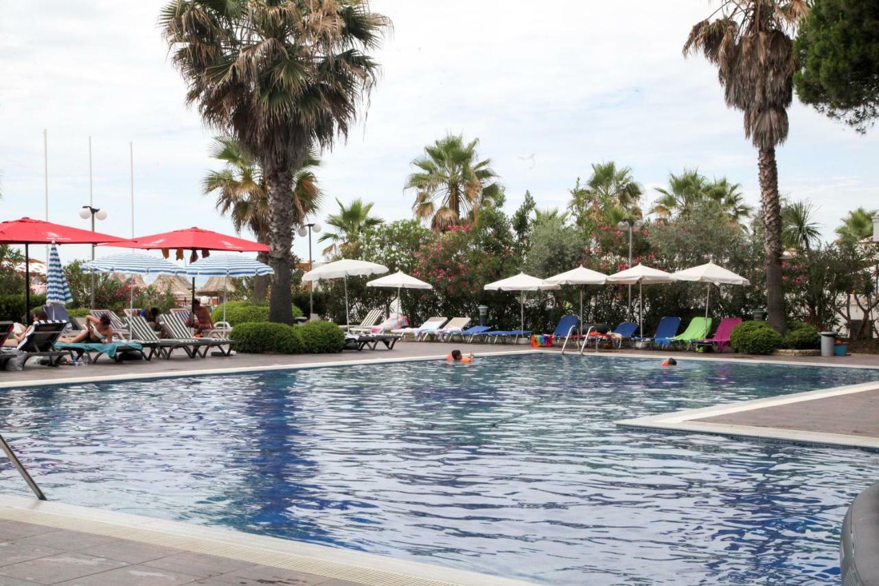 Fafa Beach Hotel Golem  Εξωτερικό φωτογραφία
